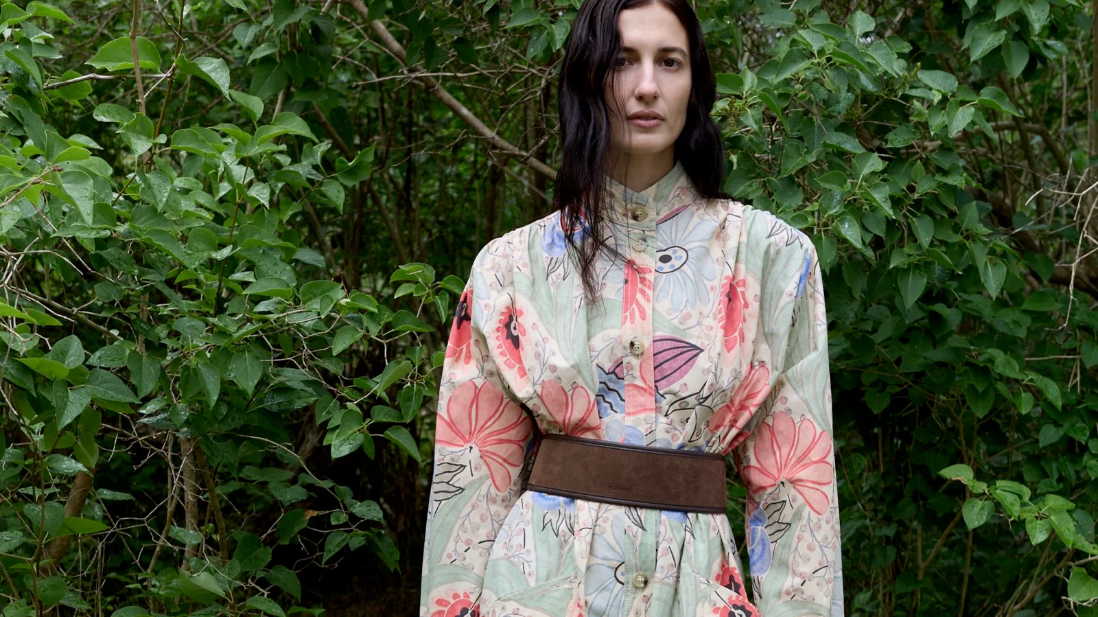 Eclectic Minimalism for Active Women